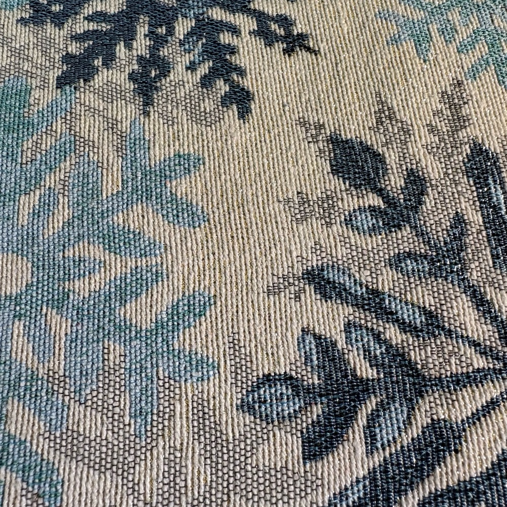 Snowflake Pattern Table Runner - Picture 12 of 13